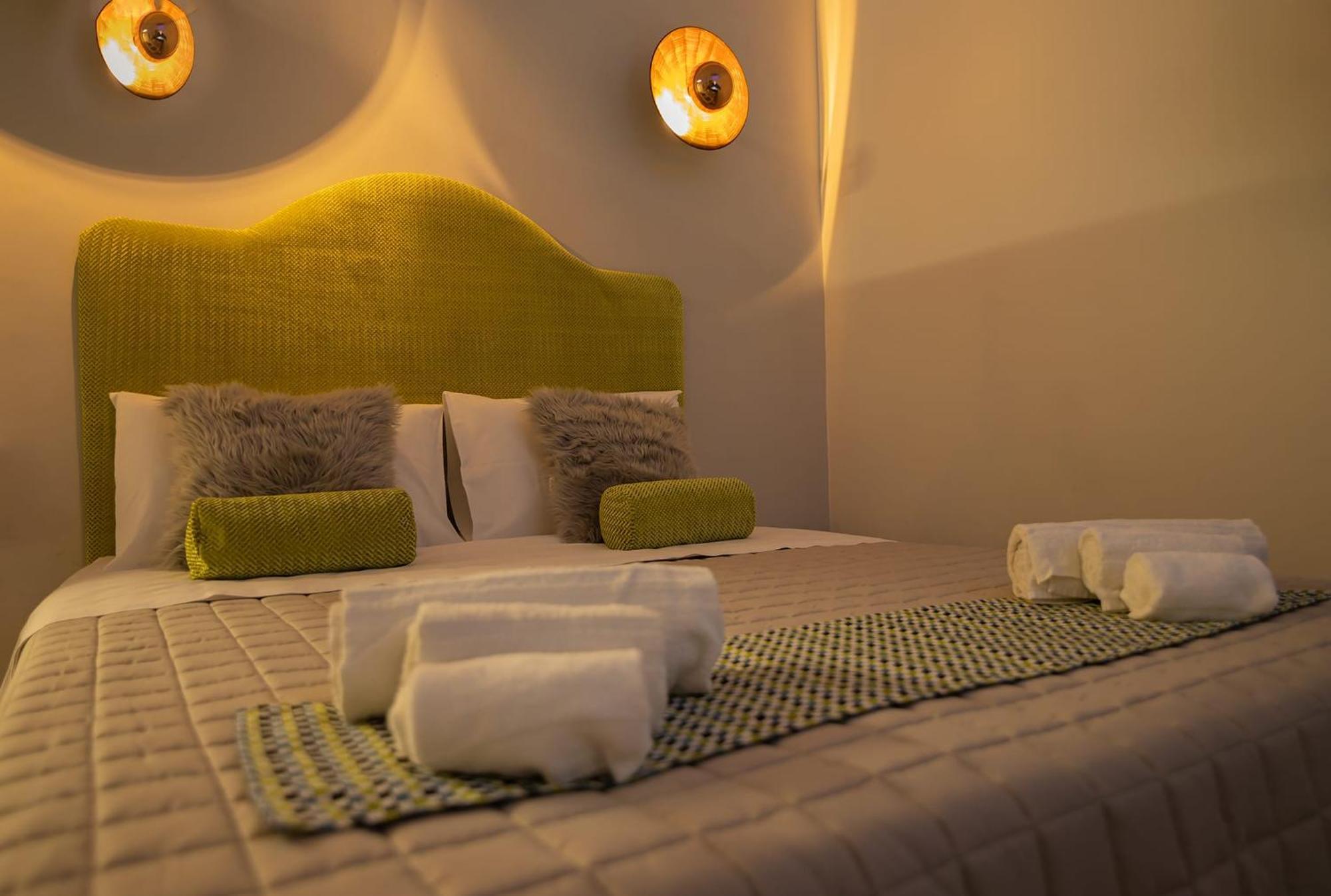 Essenza Suite Siracusa Con Jacuzzi Privata シラクーサ エクステリア 写真